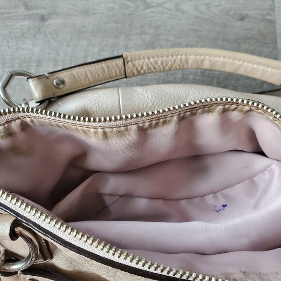 Coach metallic light pink hobo style bag - Picture 4 of 8